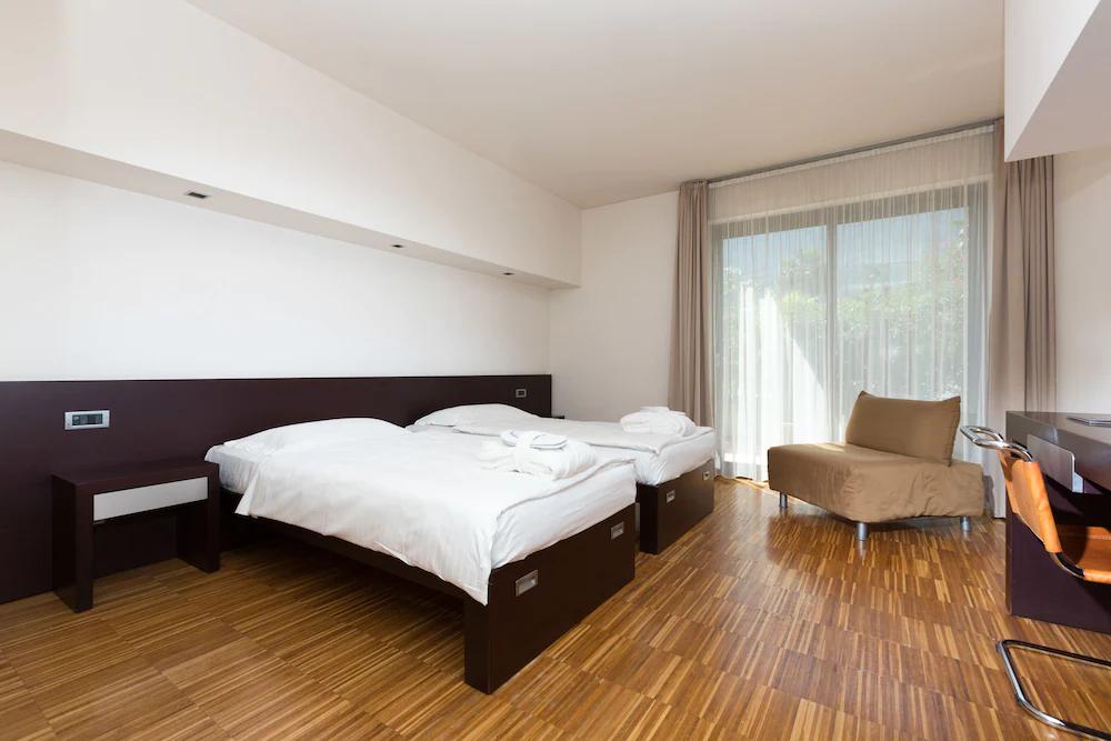 Astoria Resort Riva del Garda Ngoại thất bức ảnh