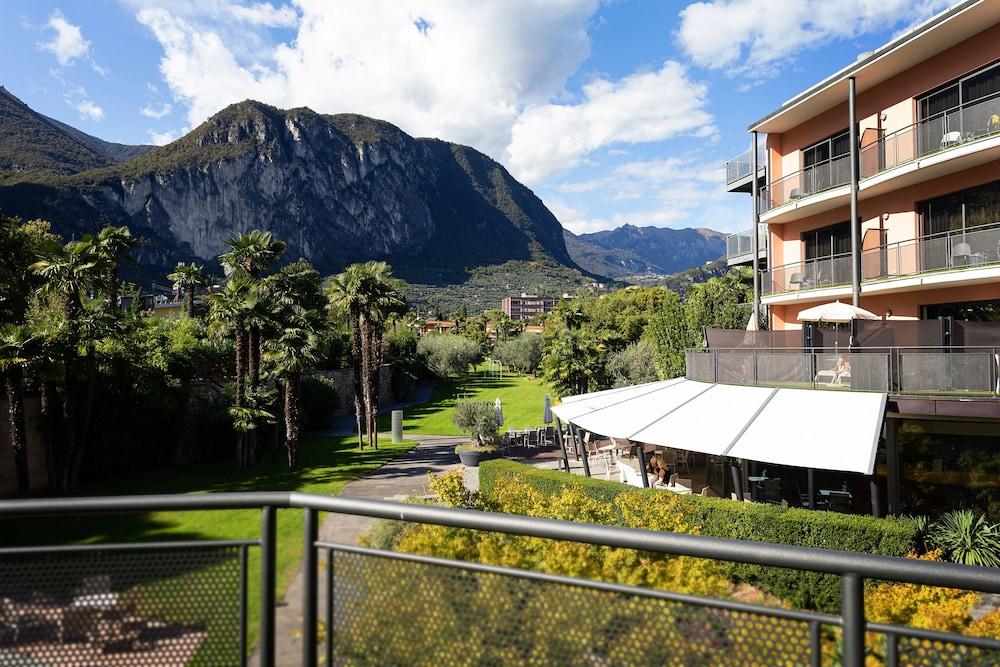 Astoria Resort Riva del Garda Ngoại thất bức ảnh