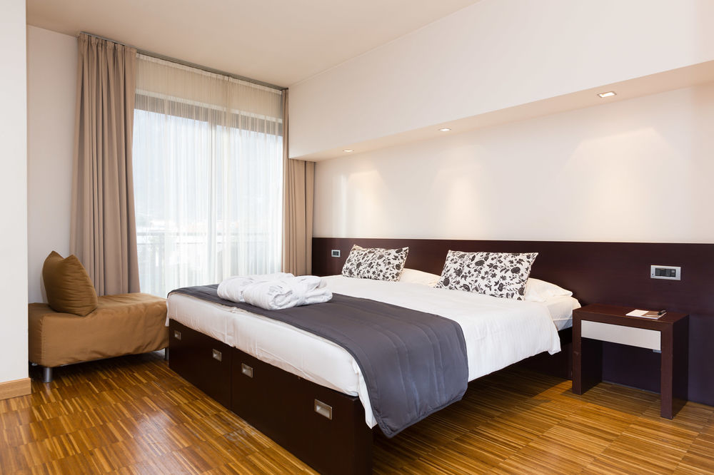 Astoria Resort Riva del Garda Ngoại thất bức ảnh